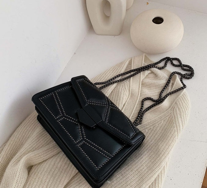 Noir Chain Bag